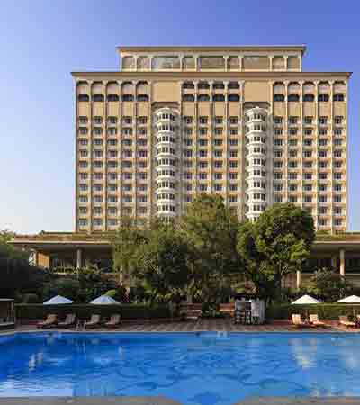 escorts service in taj palace hotel delhi
